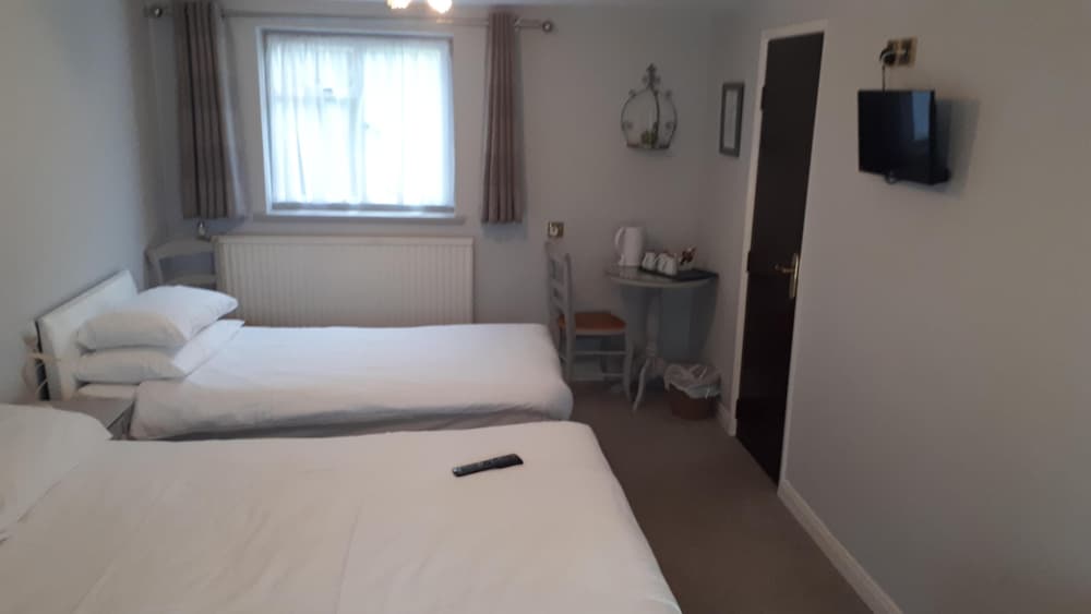 Double Room - Photo 2