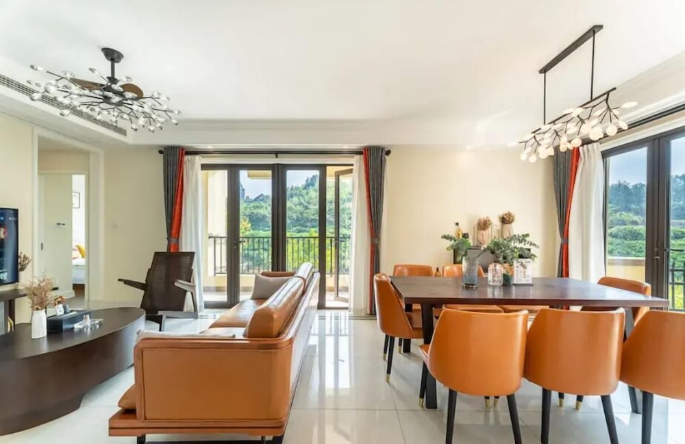 Grand Cabin