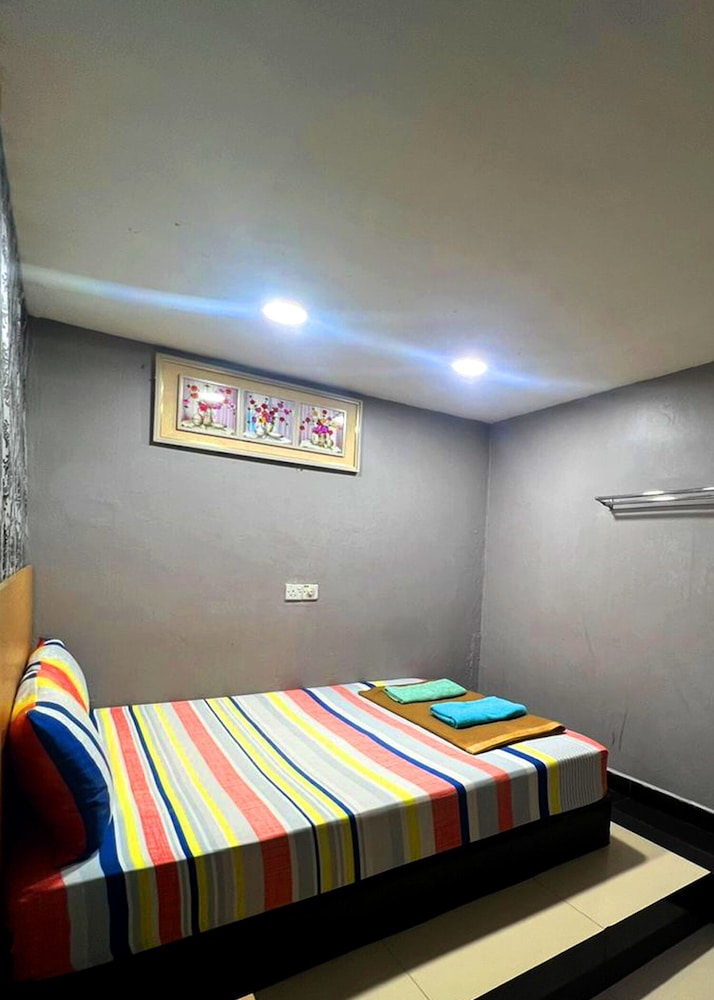 Double Room - Photo 8