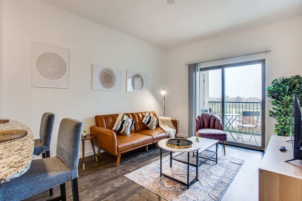 Apartment photo 1