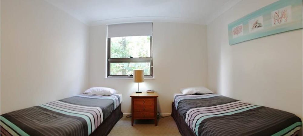 2 Bedroom Apartment photo 2