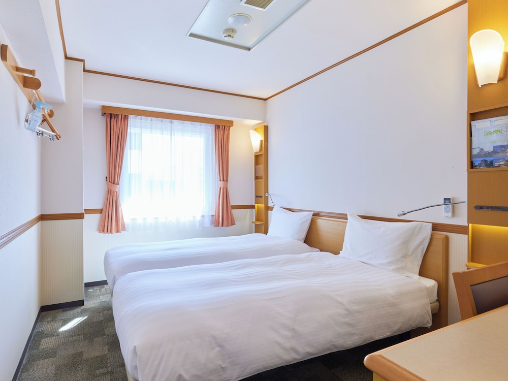 Economy Twin Room, Non Smoking