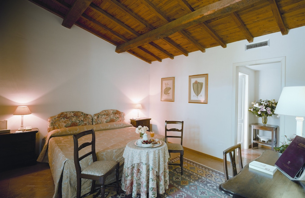 Elite Double Room - Photo 1