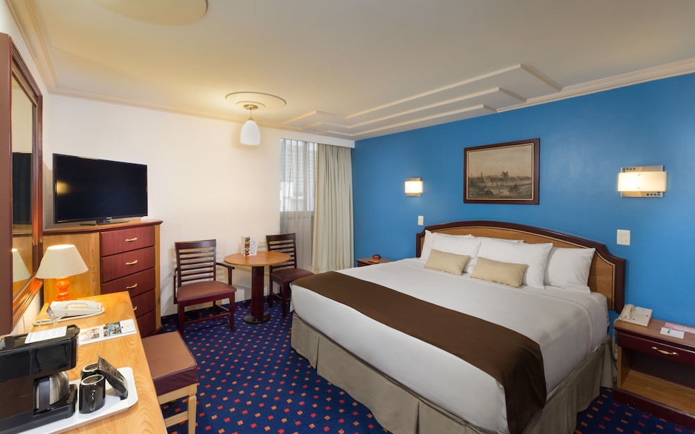 Basic Double or Twin Room - Photo 2