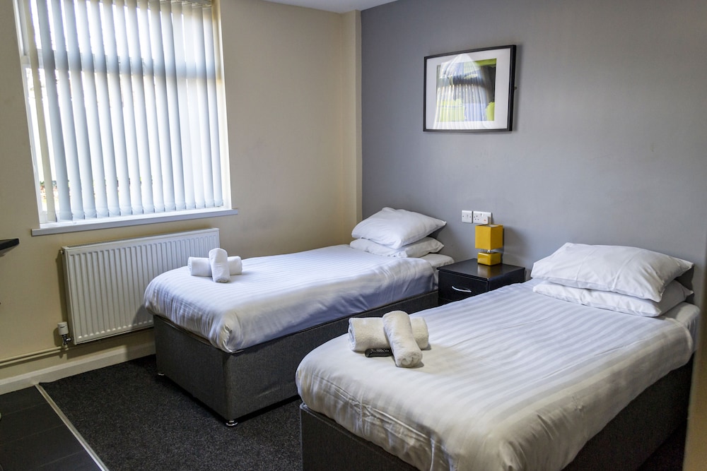 Triple Room, 2 Bedrooms, Kitchen