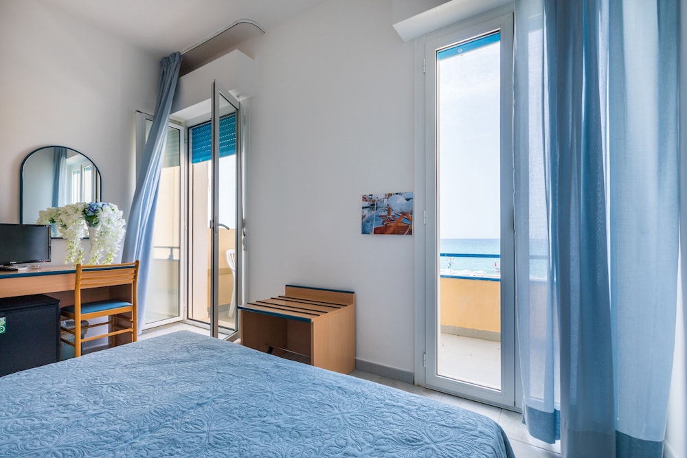 Panoramic Double Room, Sea View photo 3