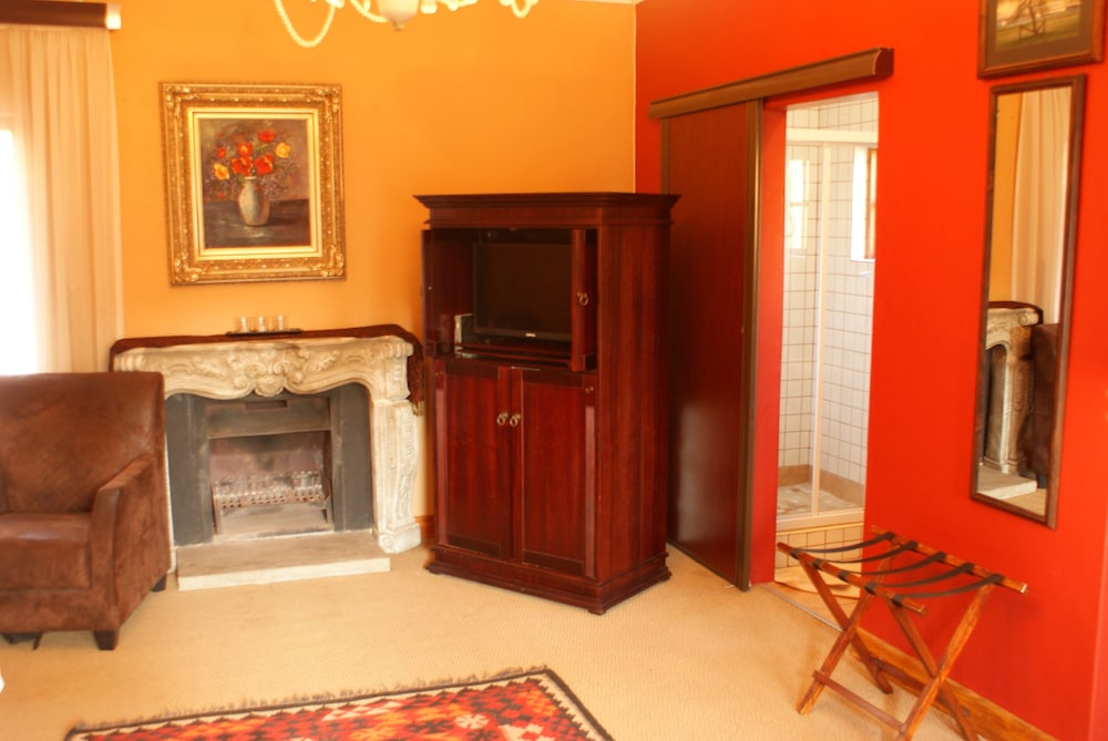 Skye Executive Room photo 3