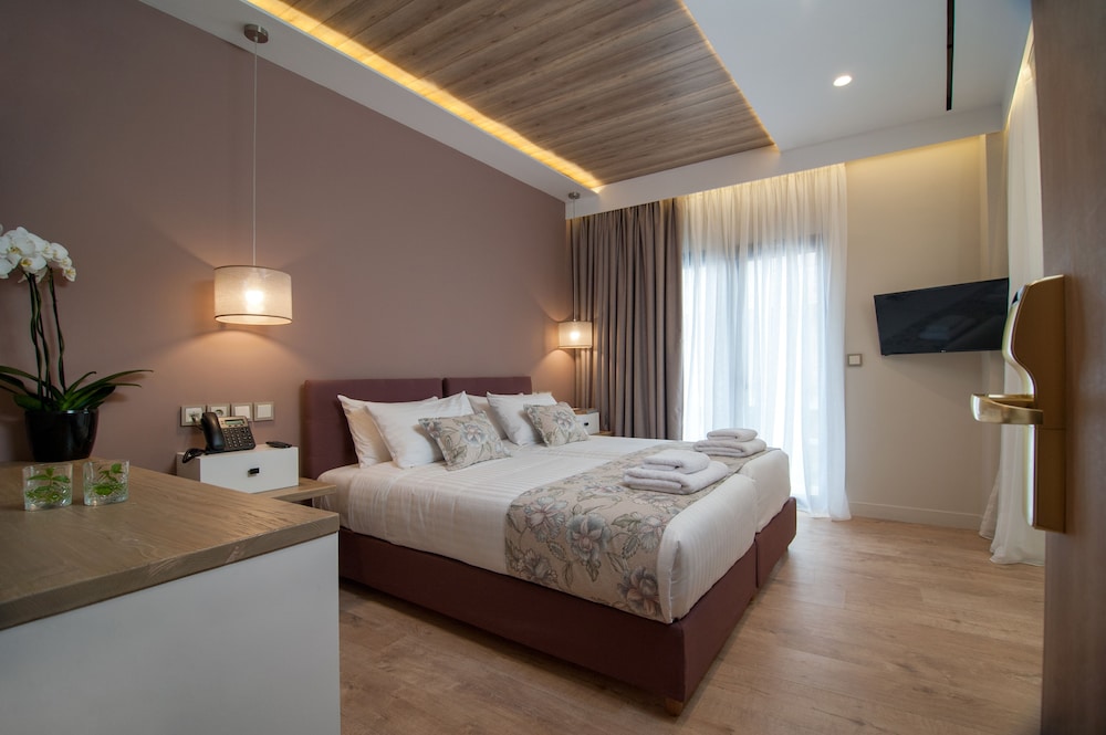 City Double or Twin Room, City View photo 2