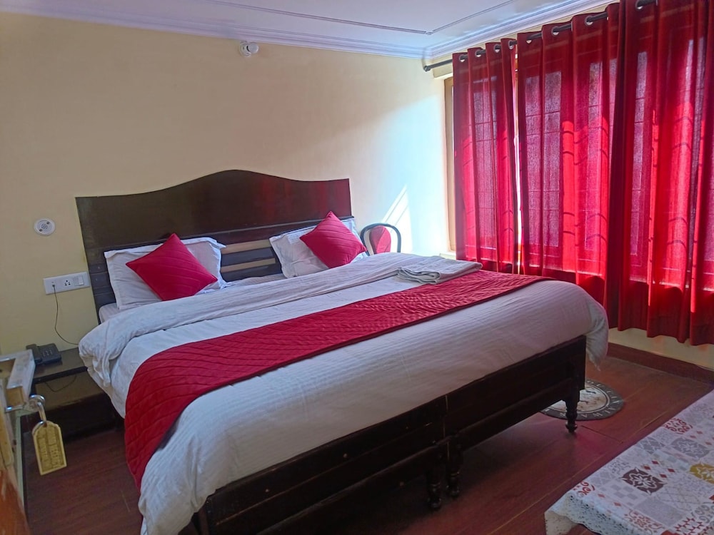 Deluxe Double Room - Photo 10