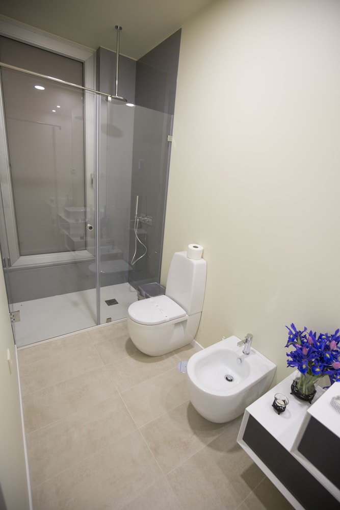 Bungalow, Kitchenette, Ground Floor photo 2