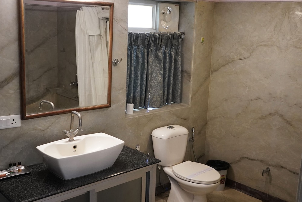 Honeymoon Cottage photo 2