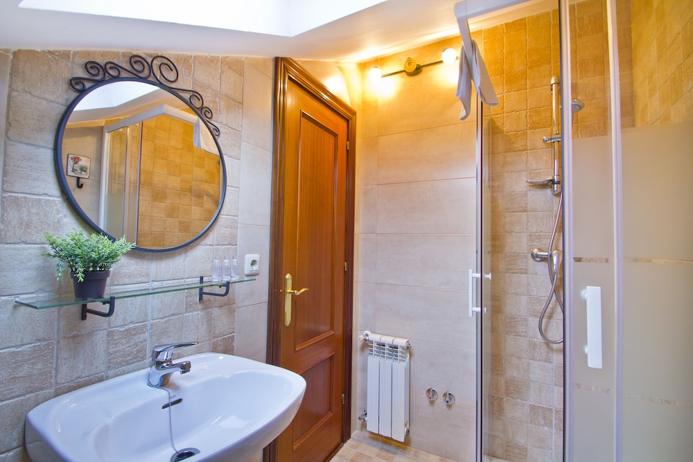 Double or Twin Room photo 2