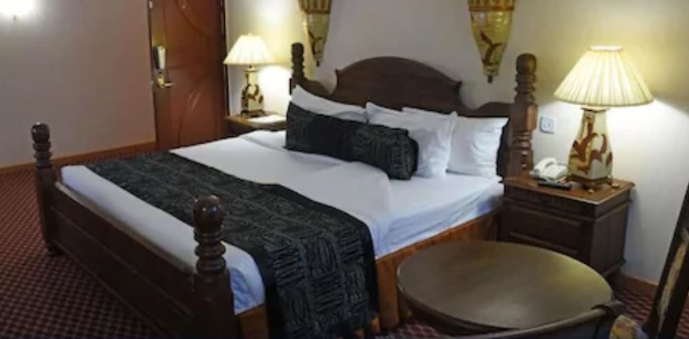 Executive Room photo 2