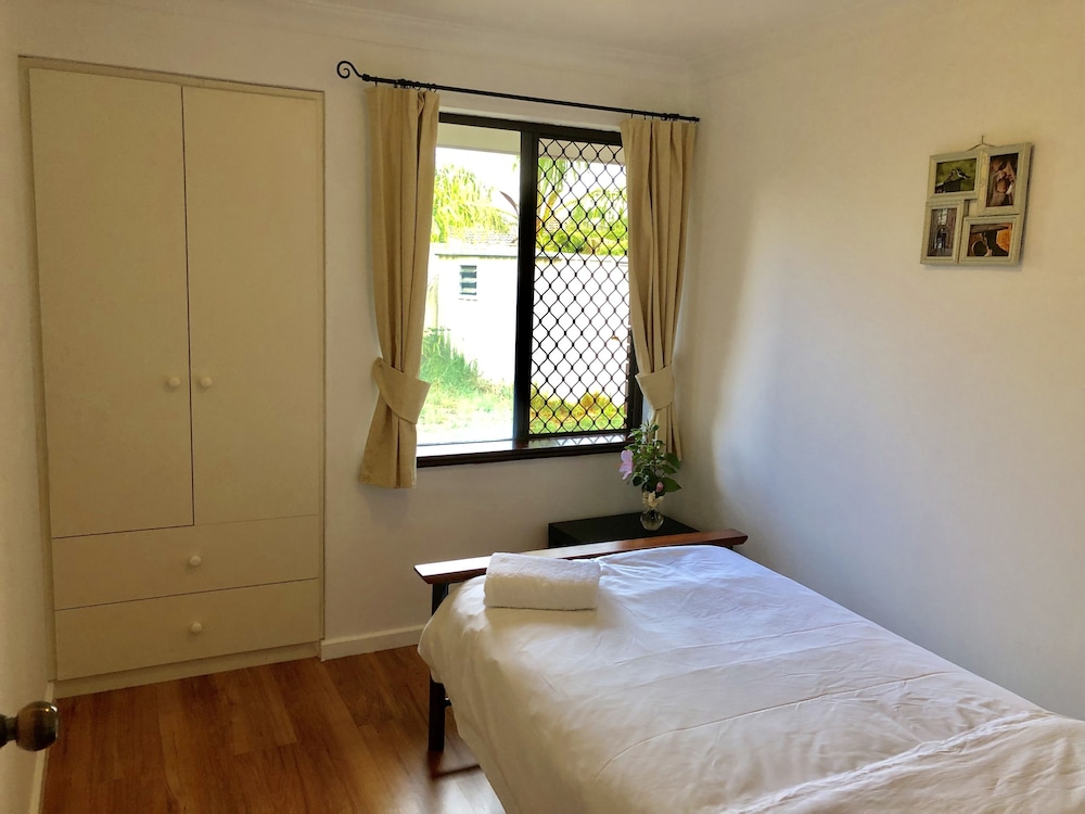 Room D photo 1