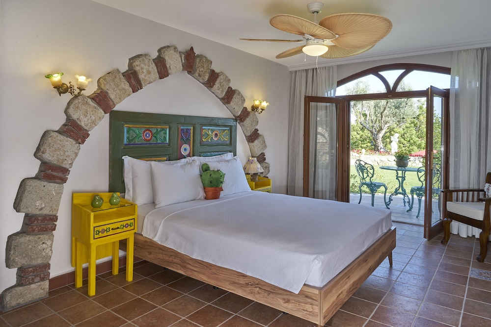 Deluxe Double Room, Garden View photo 2