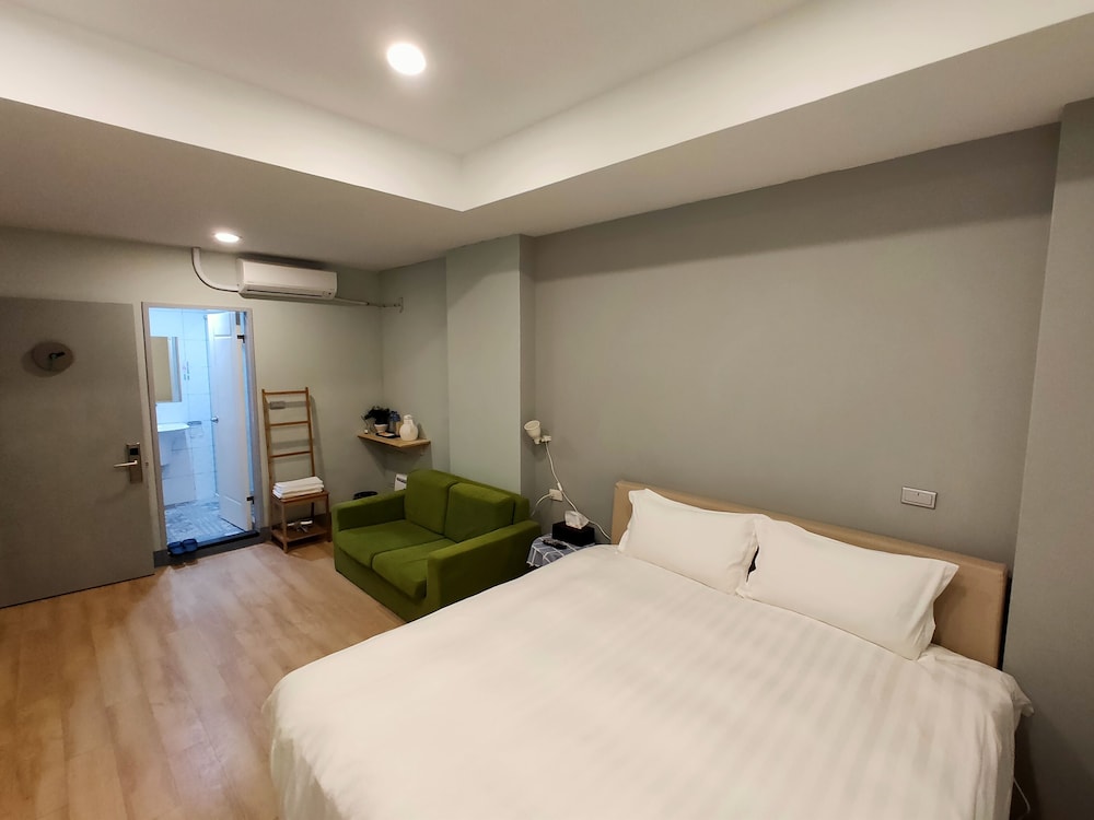 Classic Double Room