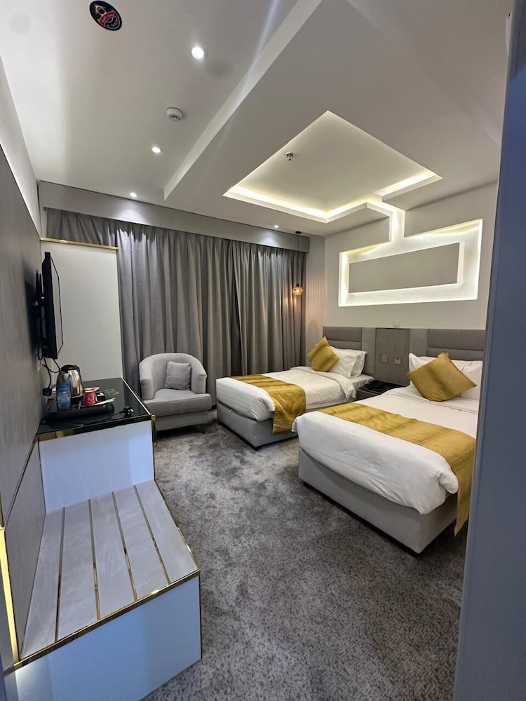Basic Room, 2 Double Beds