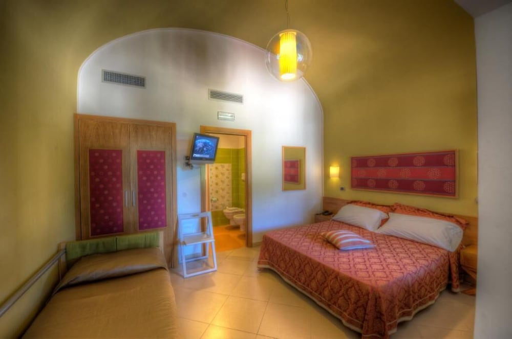Camera Familiare - Dependance - Altro Edificio photo 2