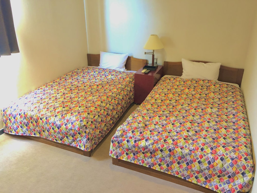 Twin Room - Photo 1