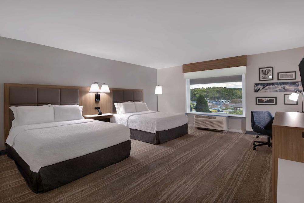 Room, 2 Queen Beds, Accessible, Non Smoking - Photo 11