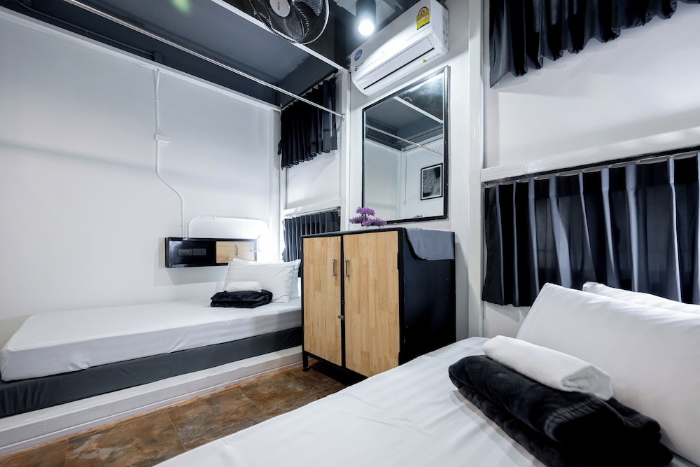 Standard Twin Room photo 3