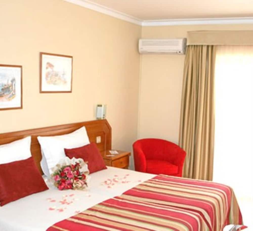 Classic Double Room, Mountain View