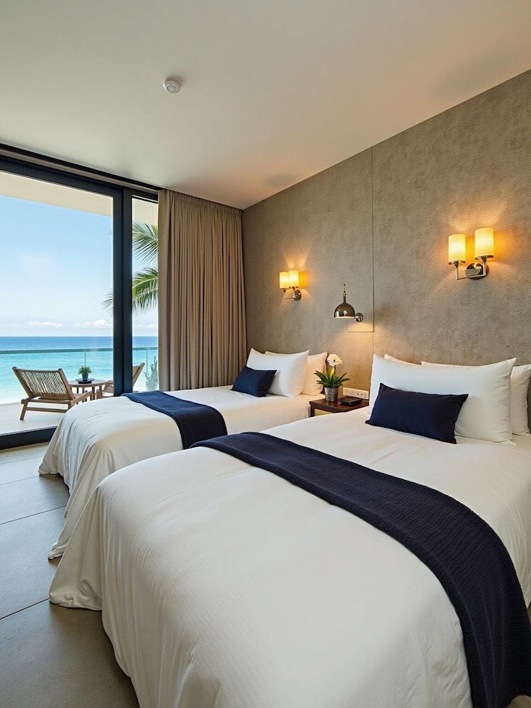 Classic Double Room, Ocean View photo 1