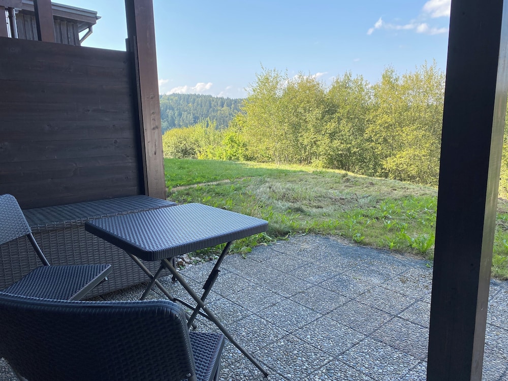 Apartment, Multiple Bedrooms, Smoking, Terrace photo 3
