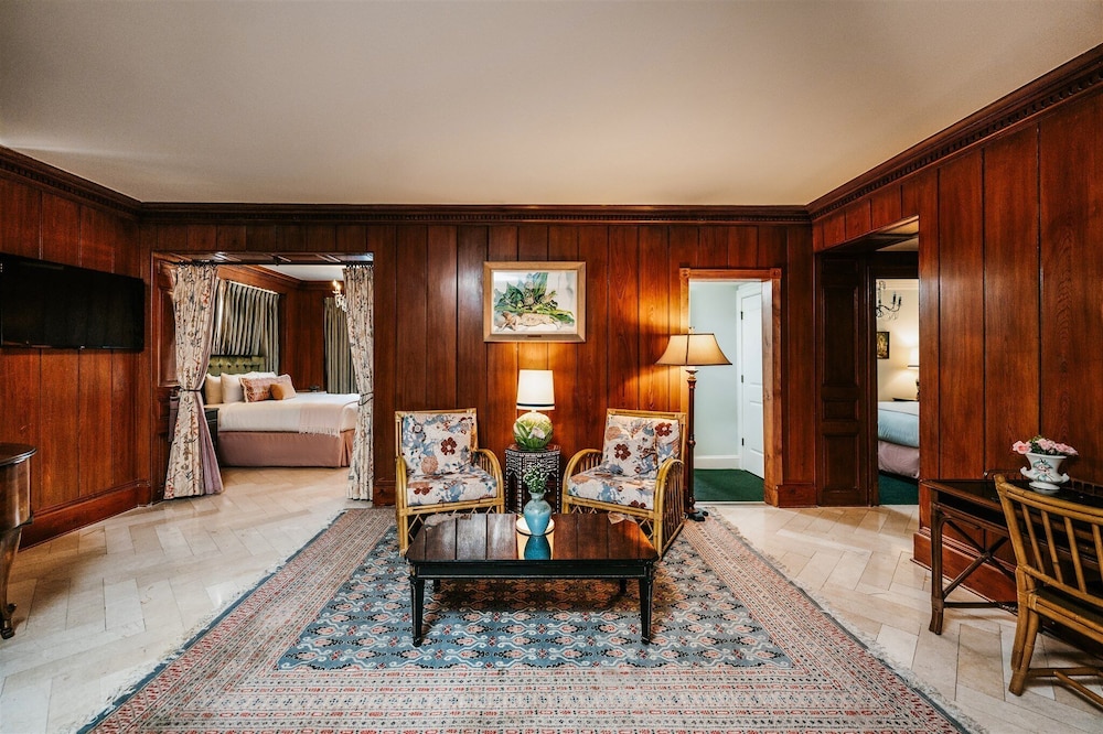 Superior Suite, Multiple Beds (Melpomene Two Bedroom Suite) - Photo 9