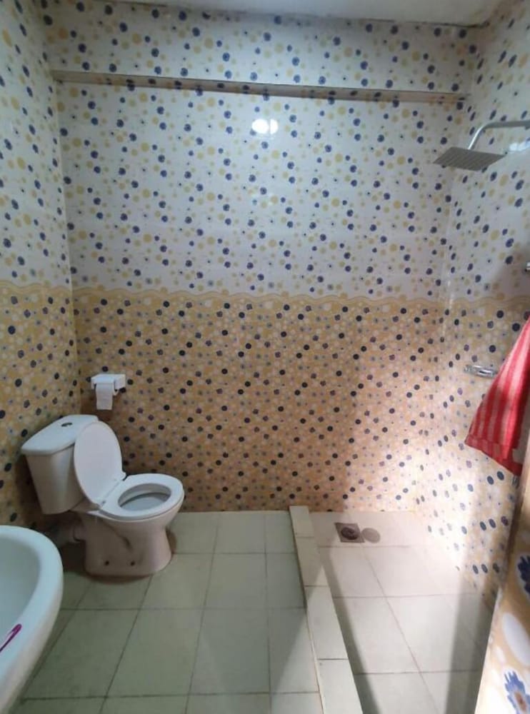 Quadruple Room, City View photo 3