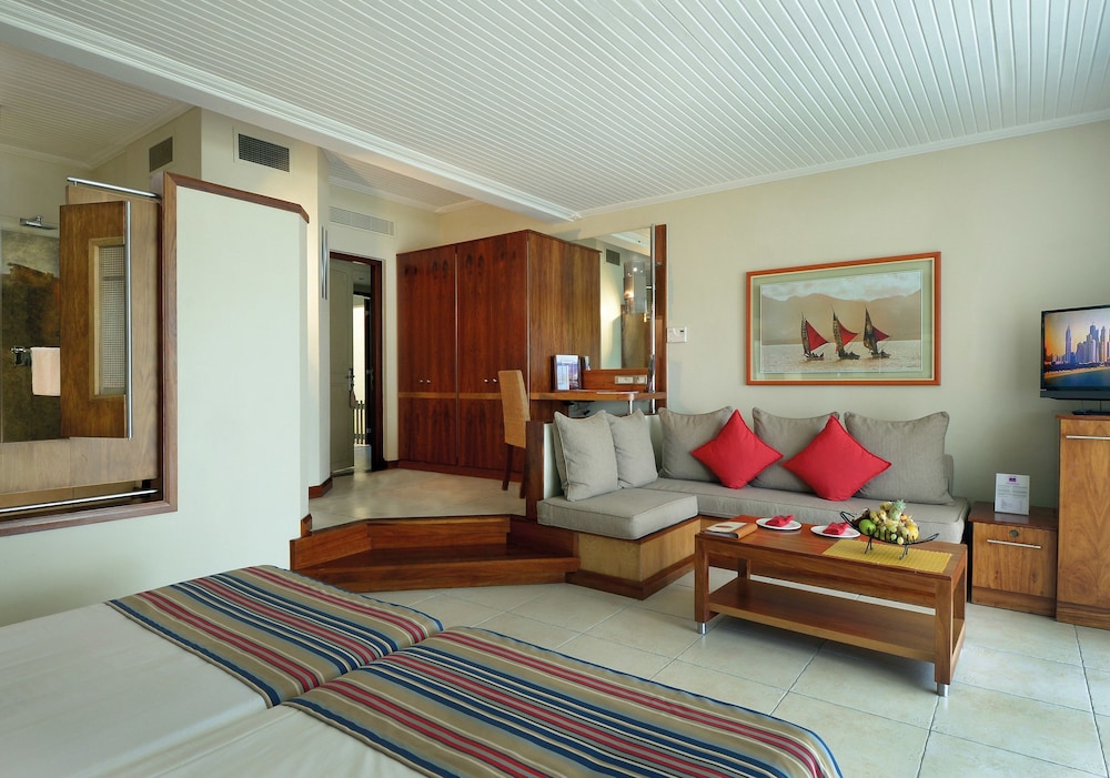 Shandrani Room 2 Adults + 1 Child photo 3