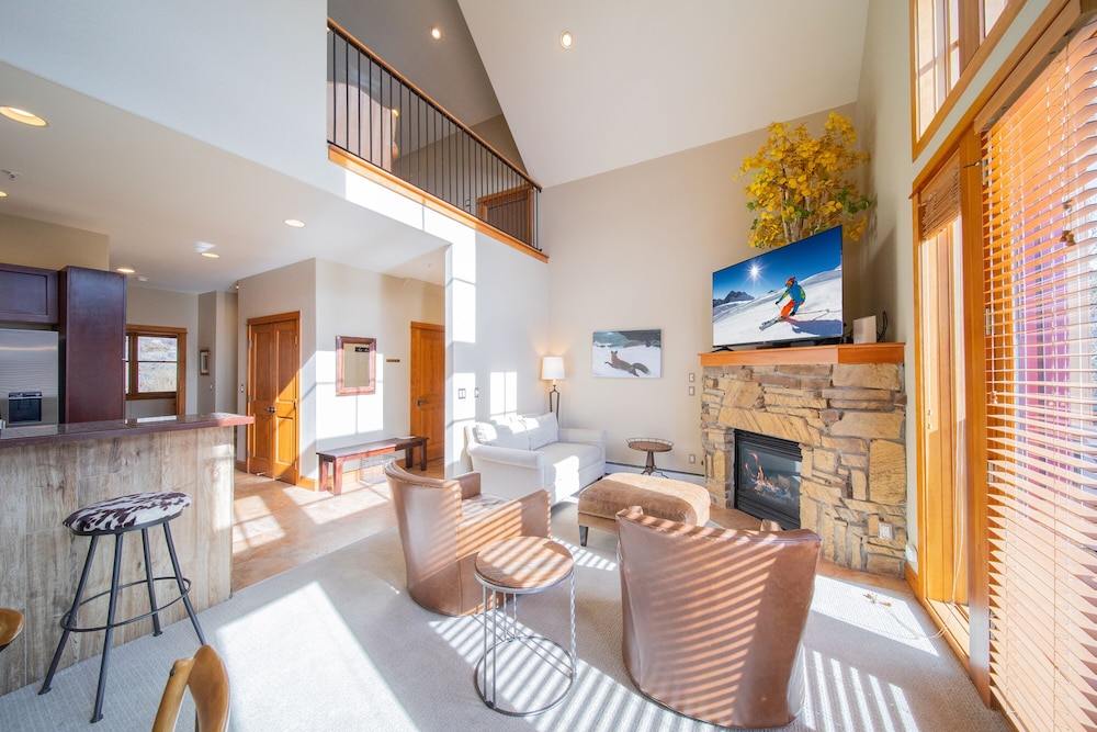 Townhome, Multiple Beds, Courtyard View (Antlers Gulch 403)
