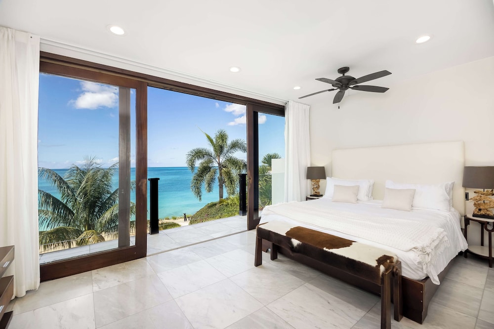 Room (colibri Dance)