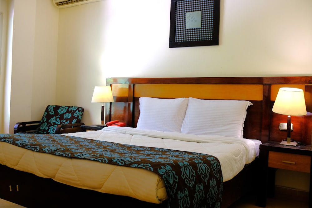 Basic Single Room