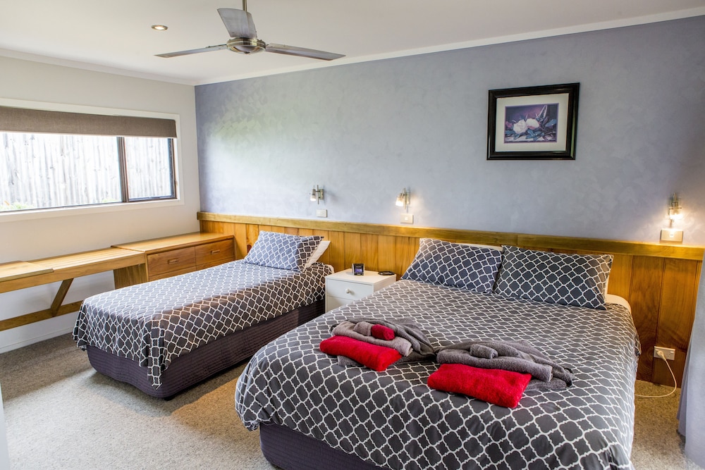 Standard Apartment, 1 Bedroom, Non Smoking, Kitchen (Garden Apt) photo 1