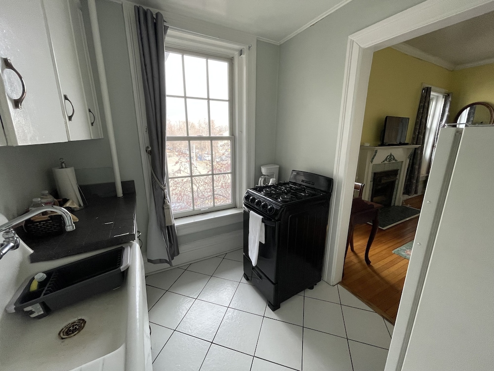 Louise Suite 22 - Photo 4