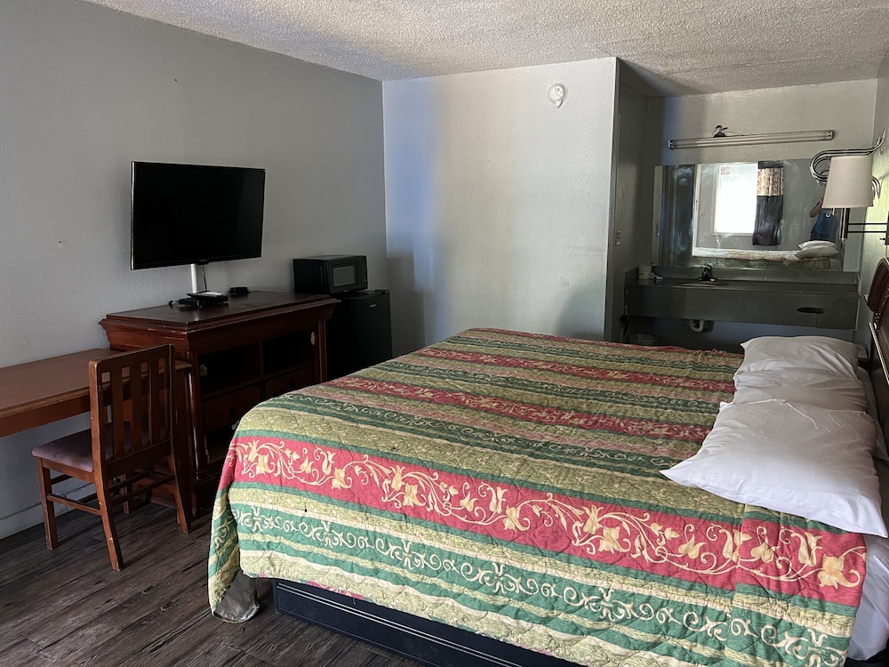Basic Single Room