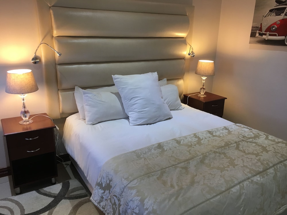 Comfort Room, 1 Bedroom (Queen Room) photo 1