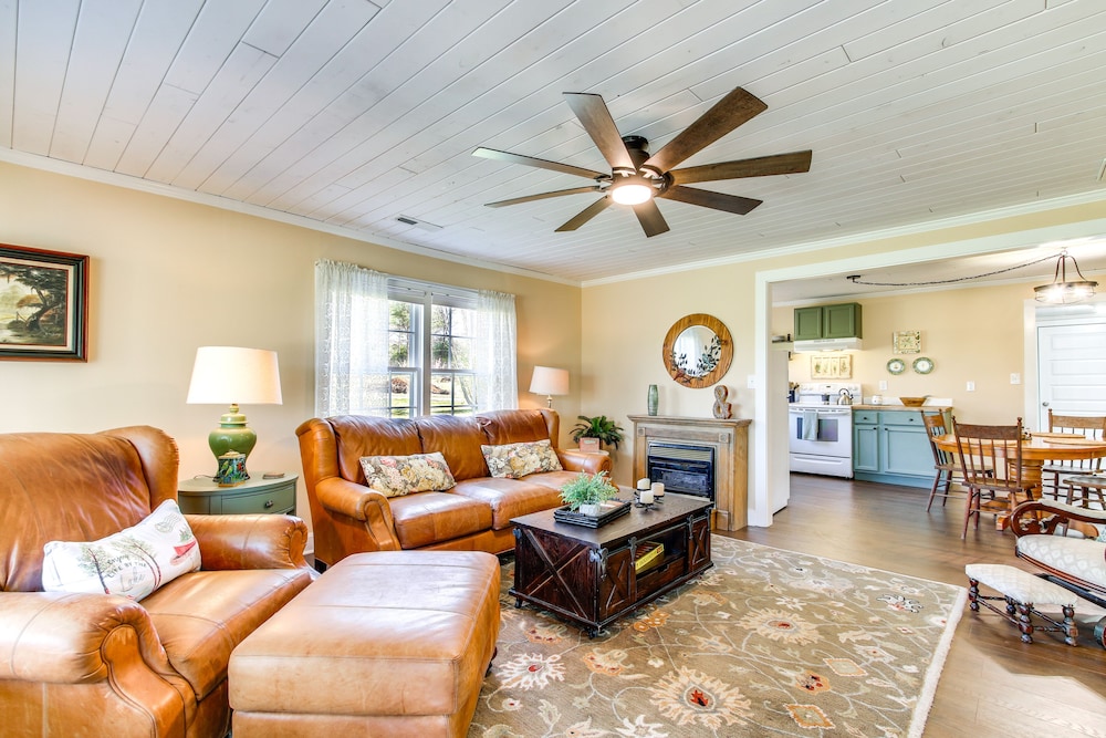 Cottage (2 Bedrooms) photo 1