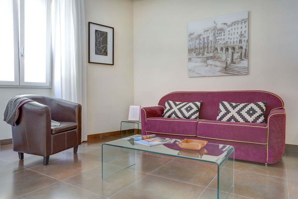 Grand Condo, 1 Bedroom photo 2