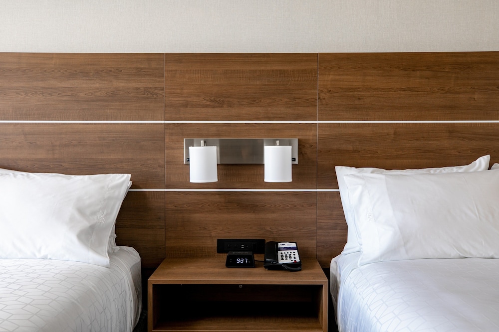 Suite, Multiple Beds photo 1