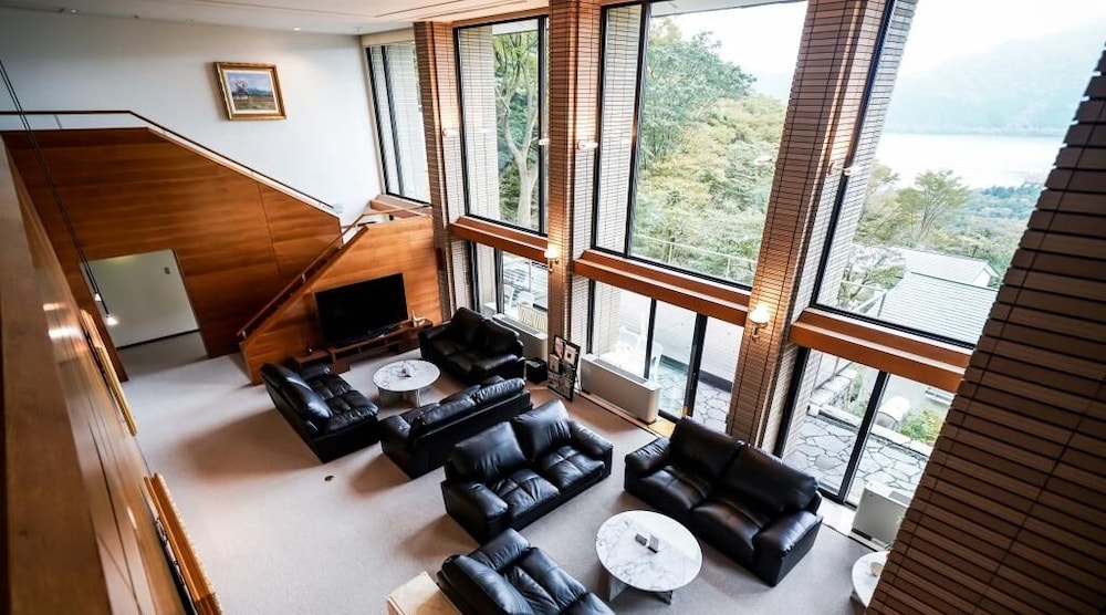 Annex Condominium - Photo 5