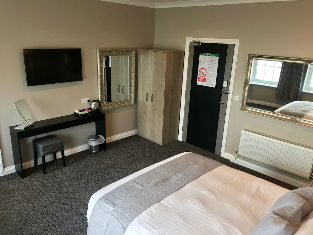 Superior Double Room, 1 King Bed, Accessible photo 3