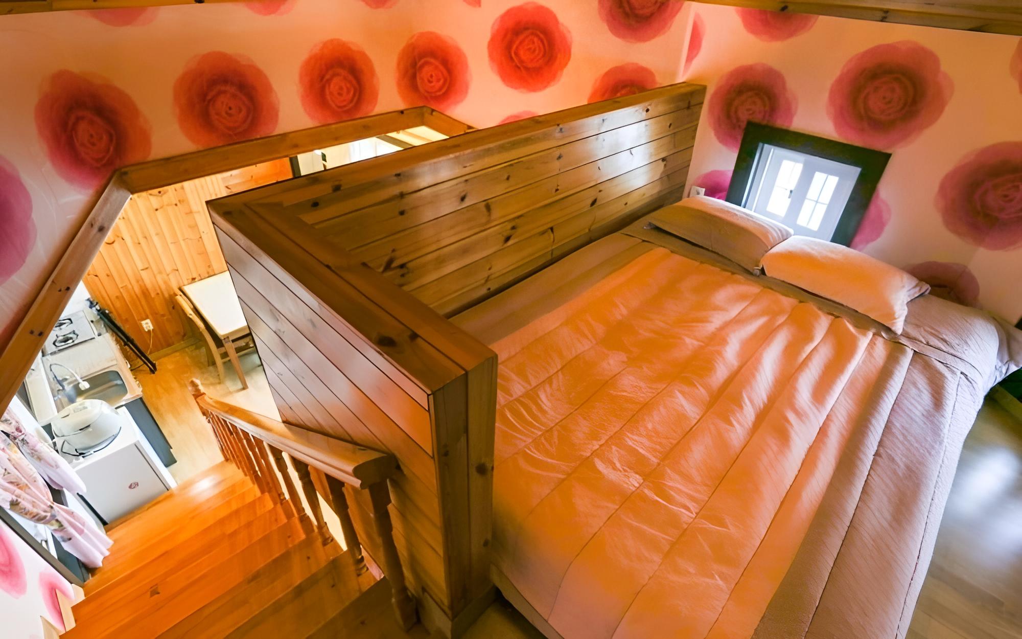 Room (Rose) photo 3