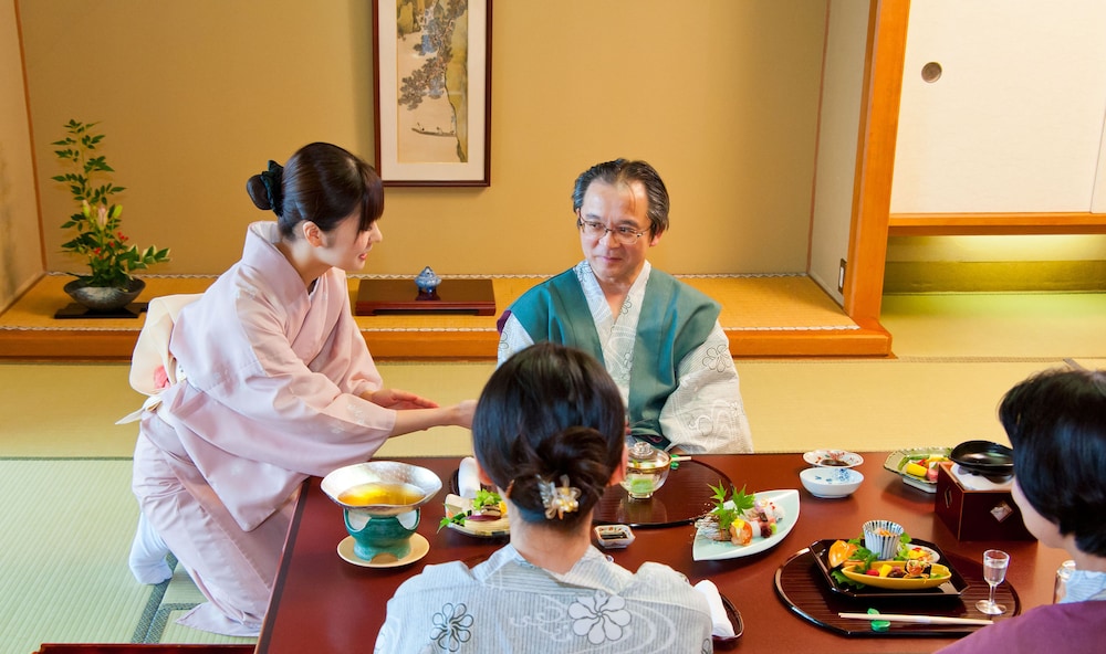 Japanese Room, Kaiseki Dinner(Served in room), Buffet Breakfast, with Premium Lounge Access photo 3