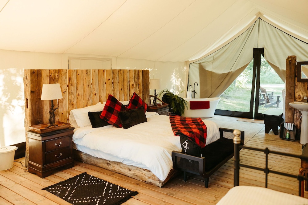 Superior Tent photo 2