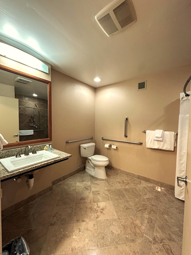 Executive Room, 1 Queen Bed - Photo 2