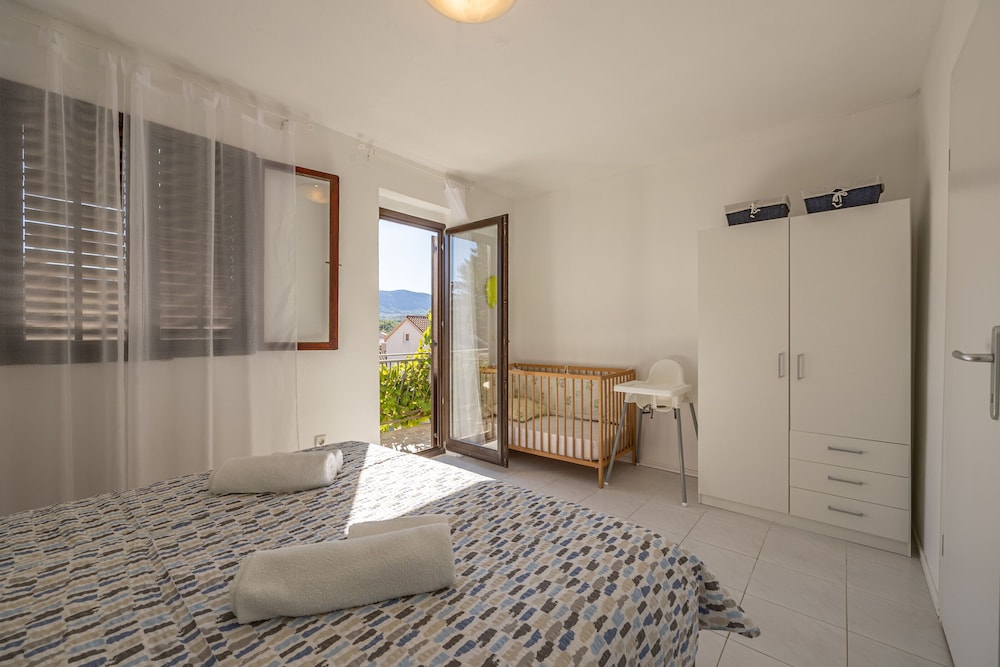 Apartment (A1)