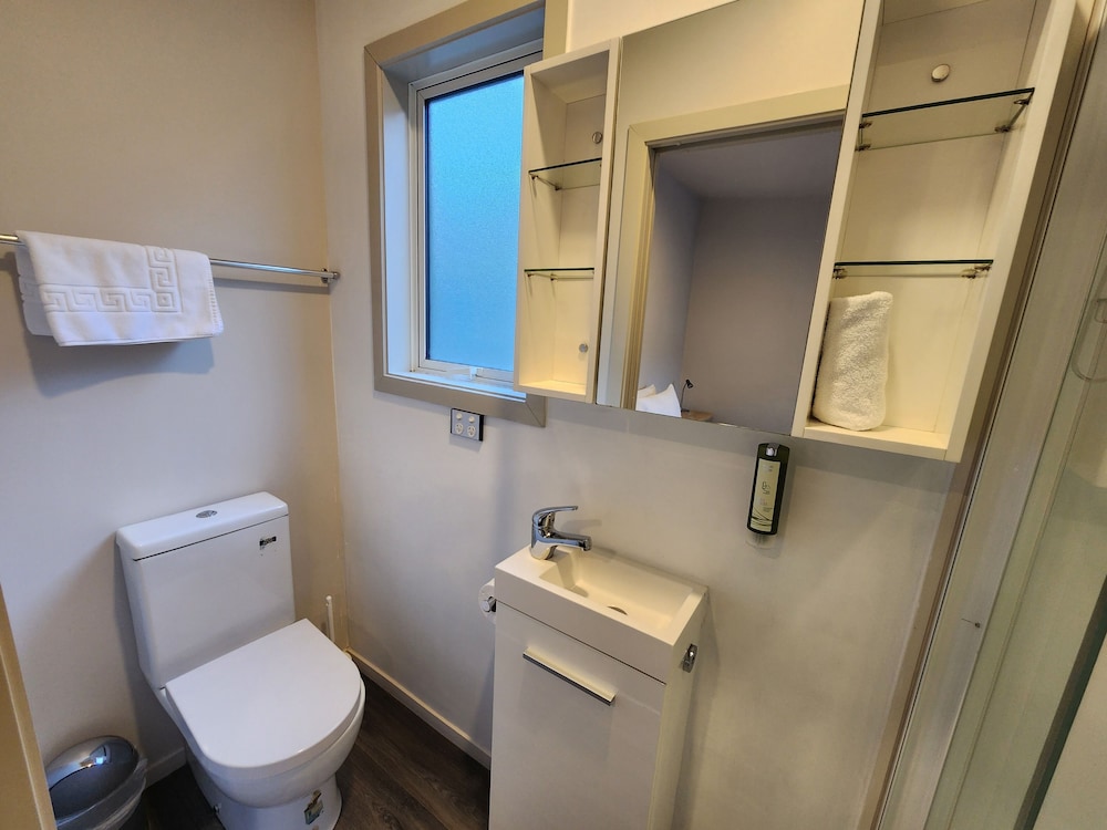 Cabin, Multiple Beds (Pet Friendly) - Photo 5