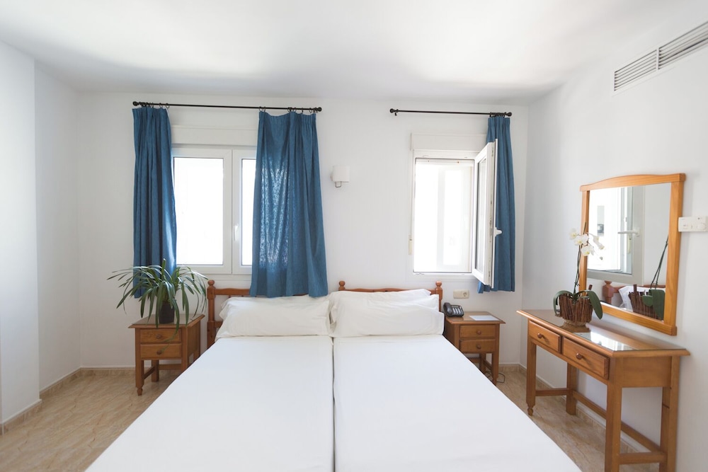 Comfort Room photo 2